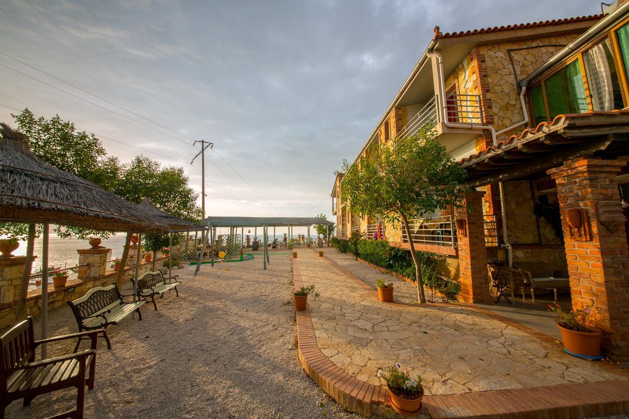 Hotel "San Saena " Vlore Exterior photo